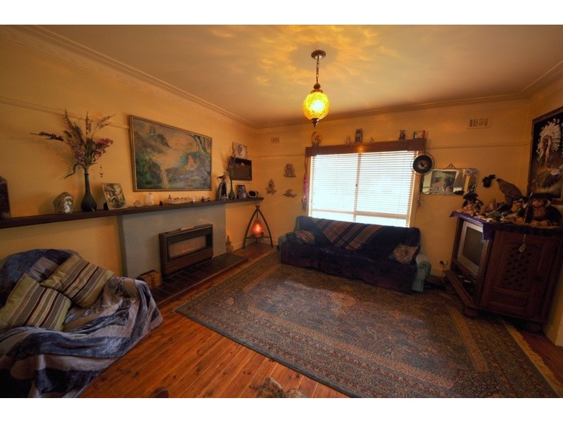 2 Petty Road, Bunyip VIC 3815
