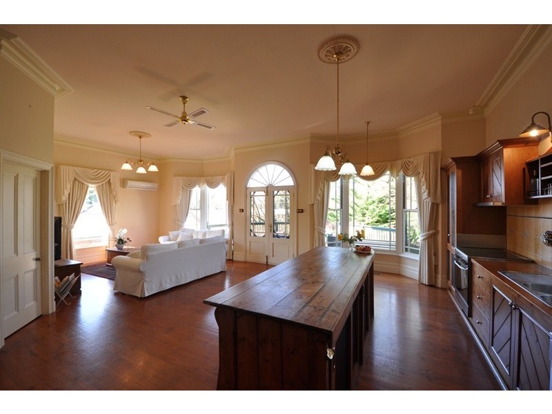 16 Kent Street, Warragul VIC 3820