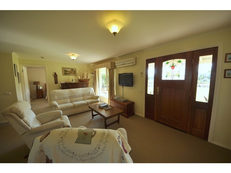 109 Forest Road, Labertouche VIC 3816