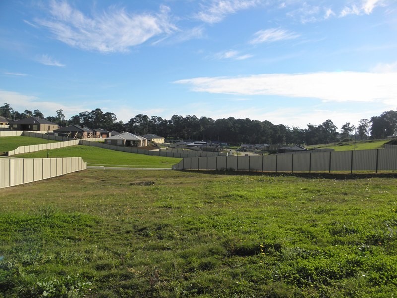 Lot 98 Valleyview Grove, Drouin VIC 3818