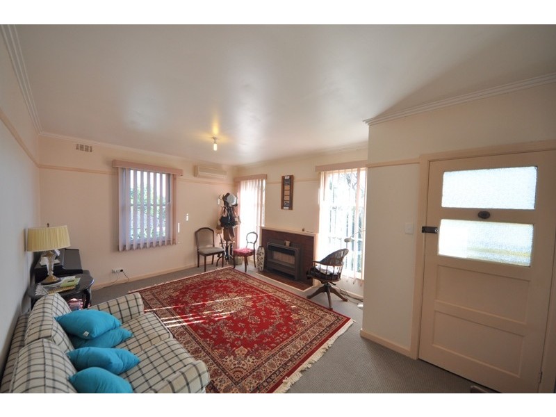 2 Rush Street, Warragul VIC 3820