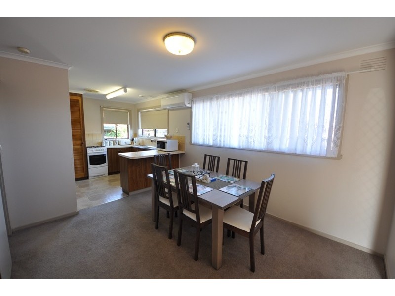 2/11 Margaret Street, Warragul VIC 3820