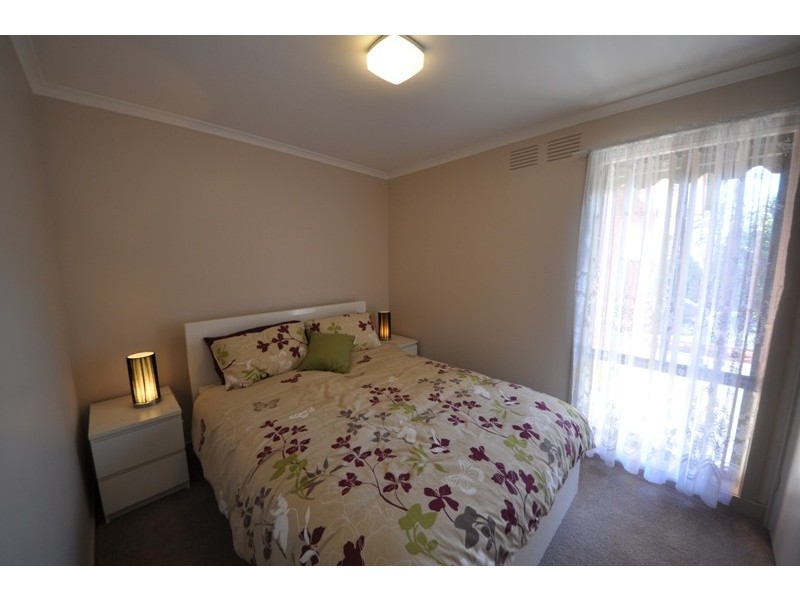 2/11 Margaret Street, Warragul VIC 3820