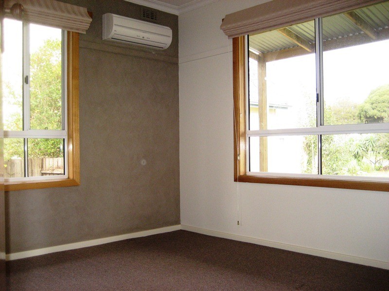 15 Pioneer Street, Warragul VIC 3820