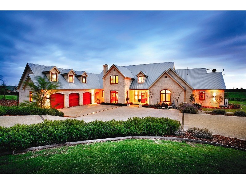 25 Middleton Road, Warragul VIC 3820