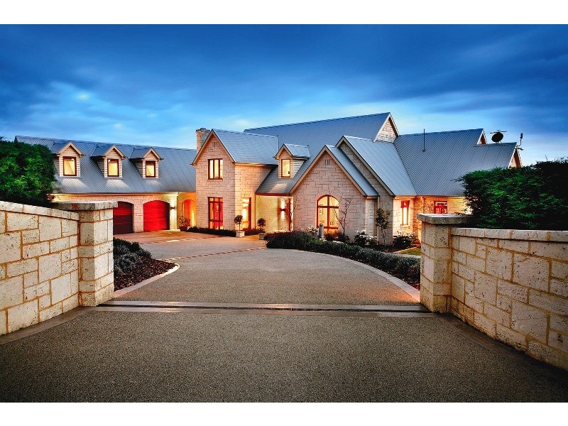 25 Middleton Road, Warragul VIC 3820
