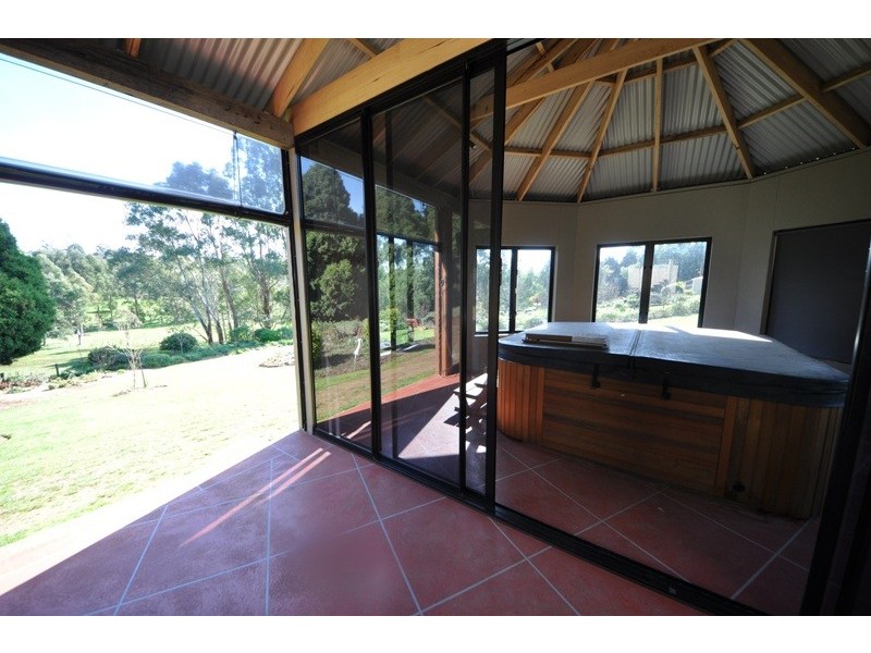 9 Muirhead Close, Warragul VIC 3820