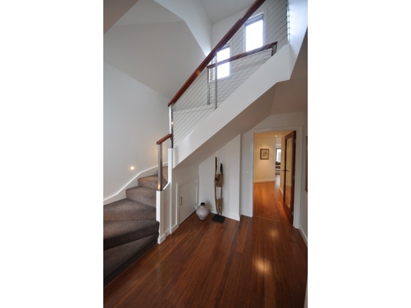 21 Caton Street, Warragul VIC 3820