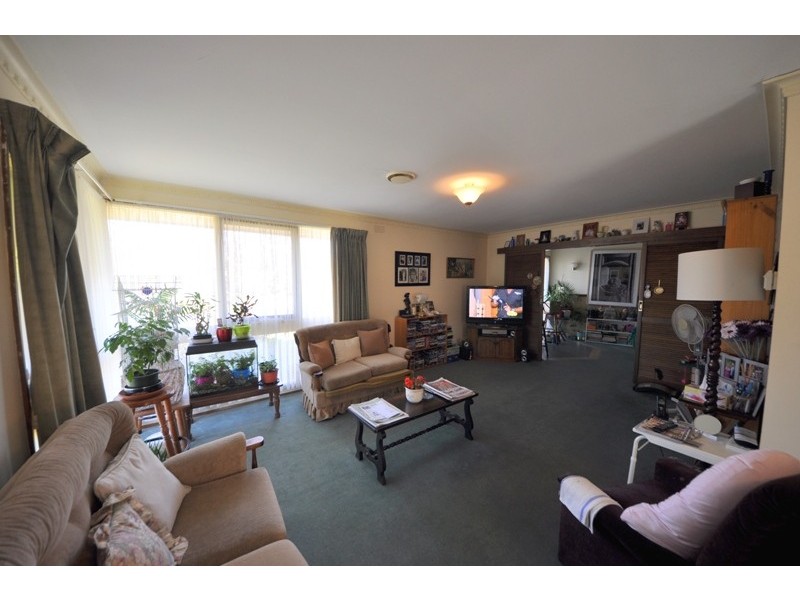 9 Boronia Street, Warragul VIC 3820