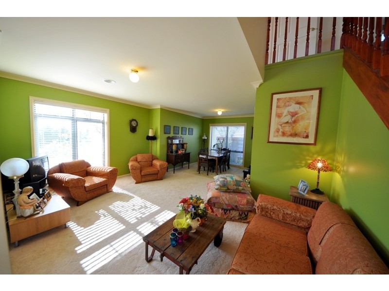 1 Oak Court, Warragul VIC 3820