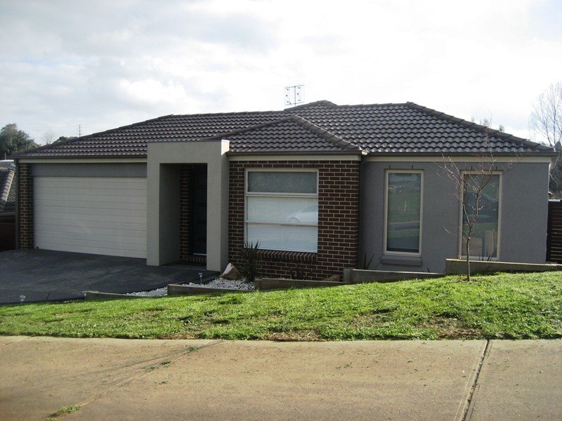 285 Normanby Street, Warragul VIC 3820
