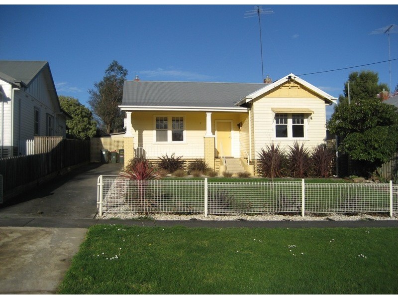 22 Gladstone Street, Warragul VIC 3820