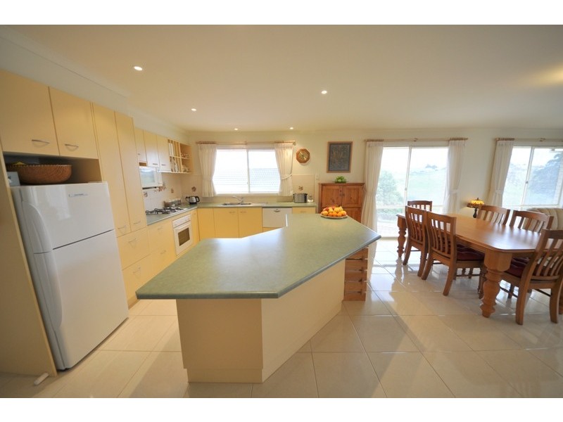 9 Bell Park Close, Warragul VIC 3820