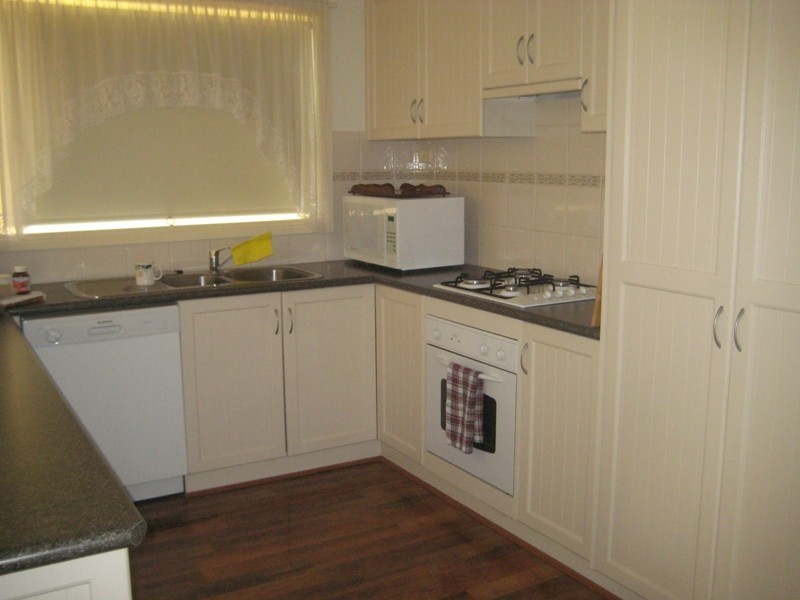 4 Rees Close, Drouin VIC 3818