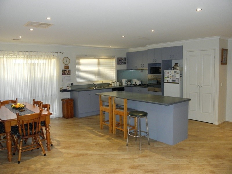 108 Stoddarts Road, Warragul VIC 3820