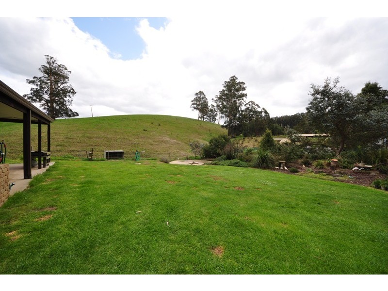 49 Fraser Spur Road, Neerim South VIC 3831