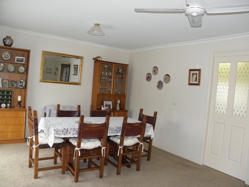 5 Wallace Crescent, Drouin VIC 3818