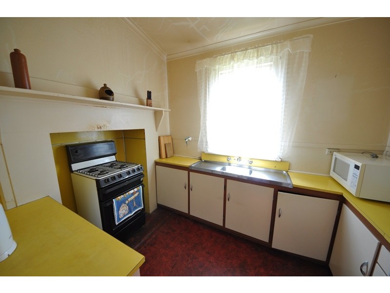 23 Hallyburton Grove, Warragul VIC 3820