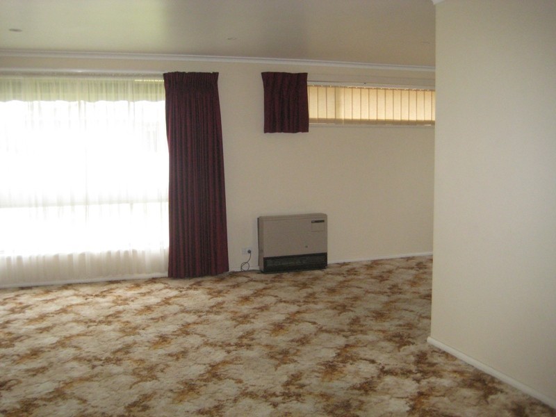 143 Albert Road, Warragul VIC 3820