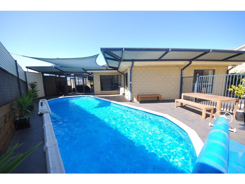 8 Deakin Court, Warragul VIC 3820