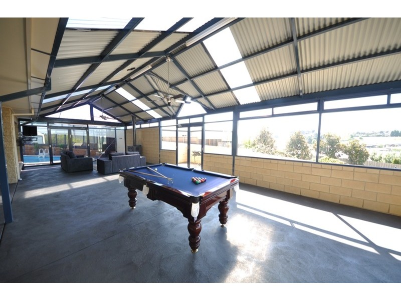 8 Deakin Court, Warragul VIC 3820