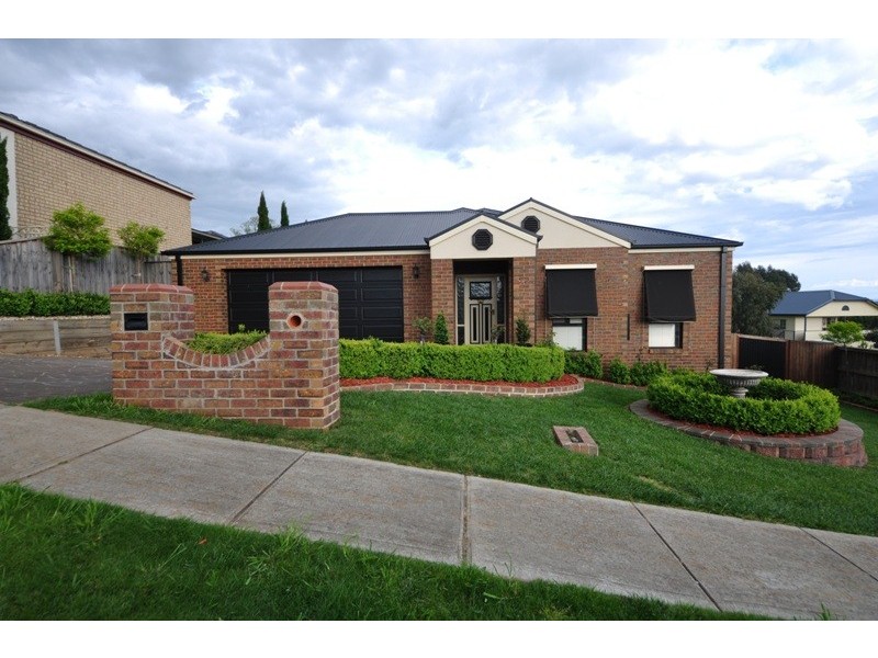 7 Grange Crescent, Warragul VIC 3820
