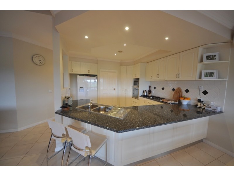 7 Grange Crescent, Warragul VIC 3820