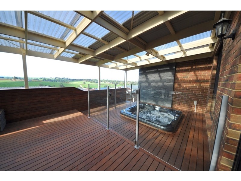 7 Grange Crescent, Warragul VIC 3820