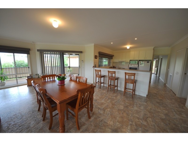 9 Cherrywood Place, Warragul VIC 3820