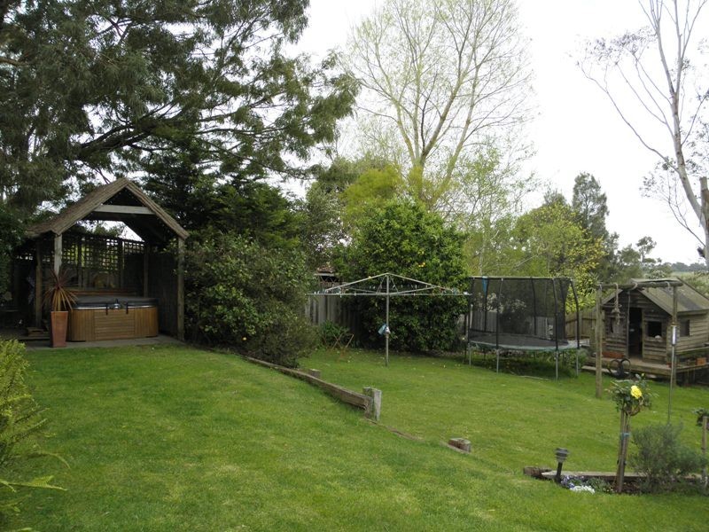 48 Church Street, Drouin VIC 3818