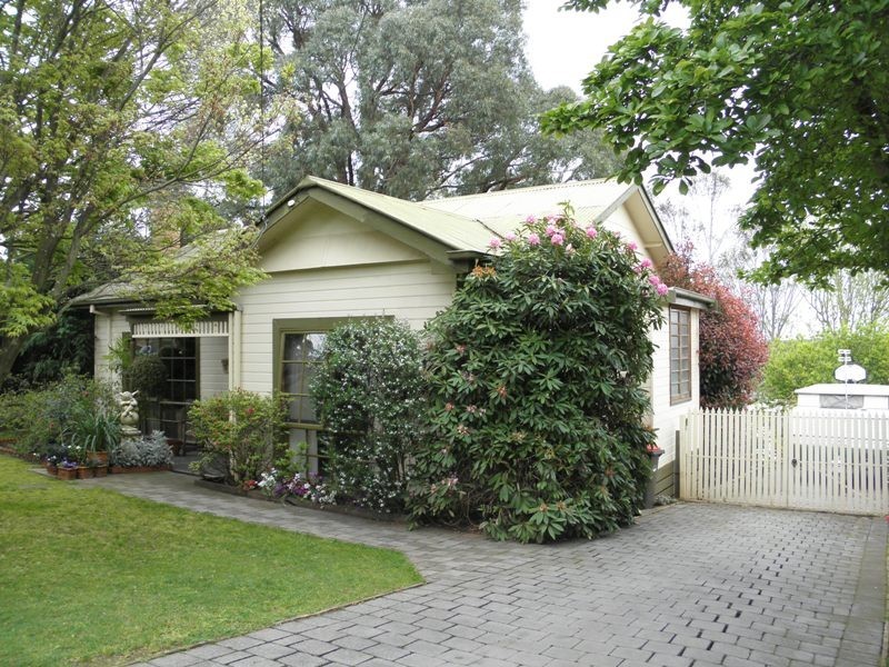 48 Church Street, Drouin VIC 3818