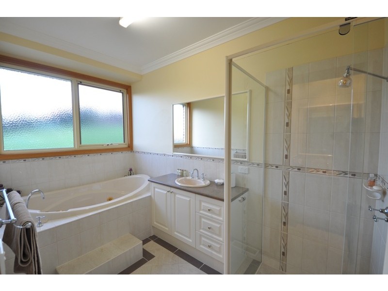 953 Princes Way, Drouin VIC 3818