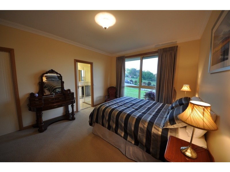 953 Princes Way, Drouin VIC 3818