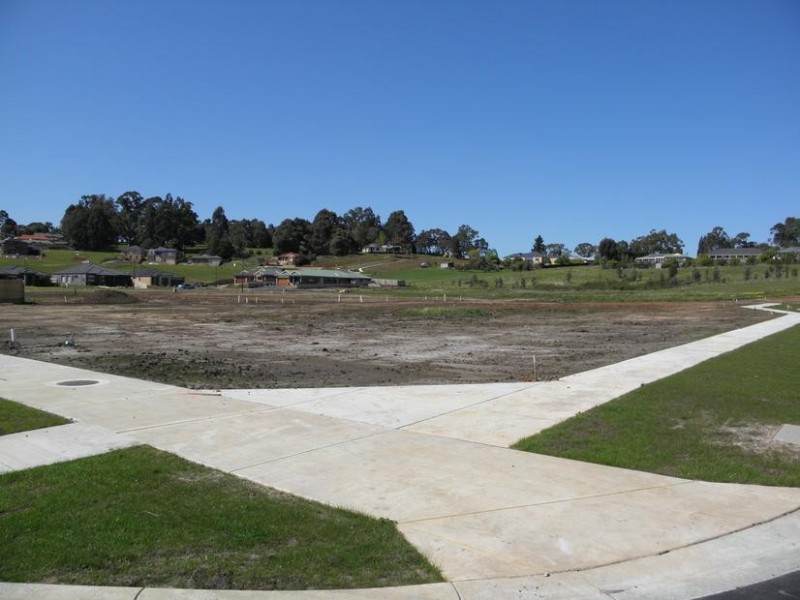 Lot 508 Summerhill Boulevard, Drouin VIC 3818