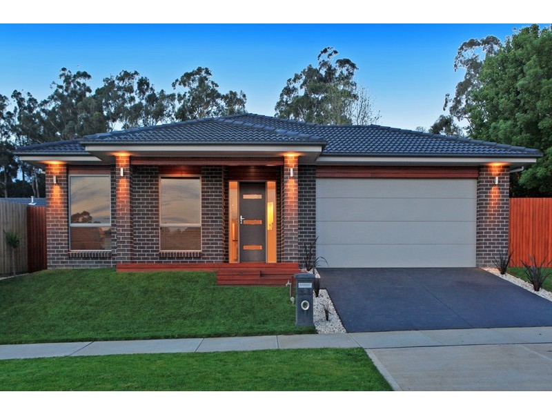 2 Isabella Court, Drouin VIC 3818