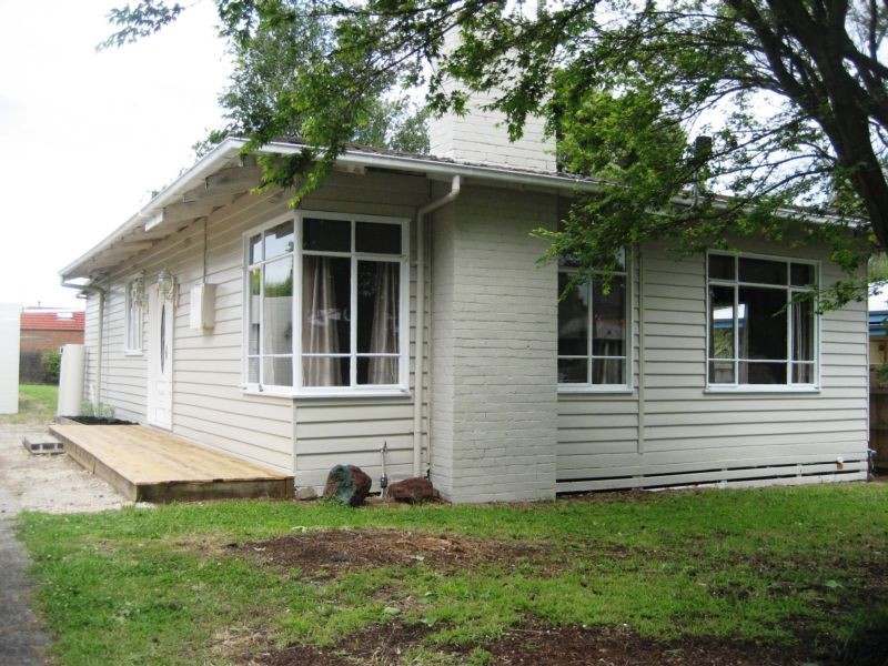 18 George Street, Warragul VIC 3820