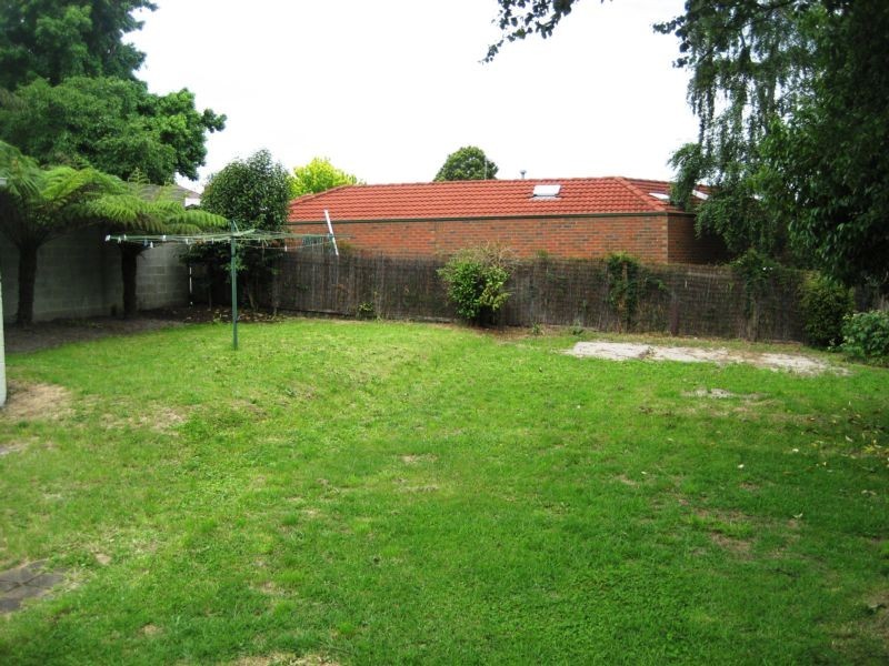 18 George Street, Warragul VIC 3820