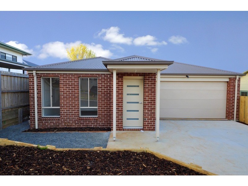 10 Logan Street, Warragul VIC 3820