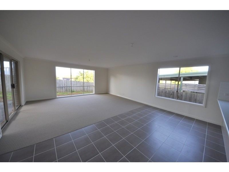 10 Logan Street, Warragul VIC 3820