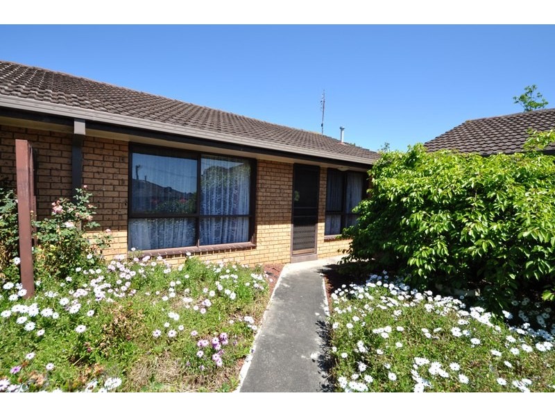3/11 Archibald Crescent, Warragul VIC 3820