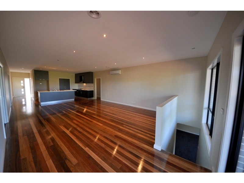 42 Windhaven Drive, Warragul VIC 3820