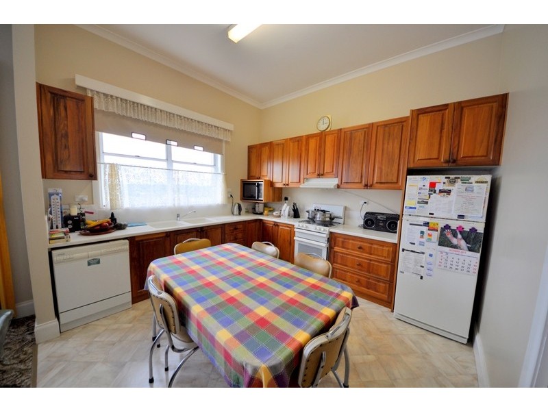 223 Brandy Creek Road, Warragul VIC 3820
