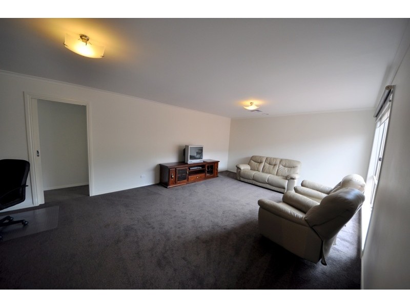 6 Audra Place, Warragul VIC 3820