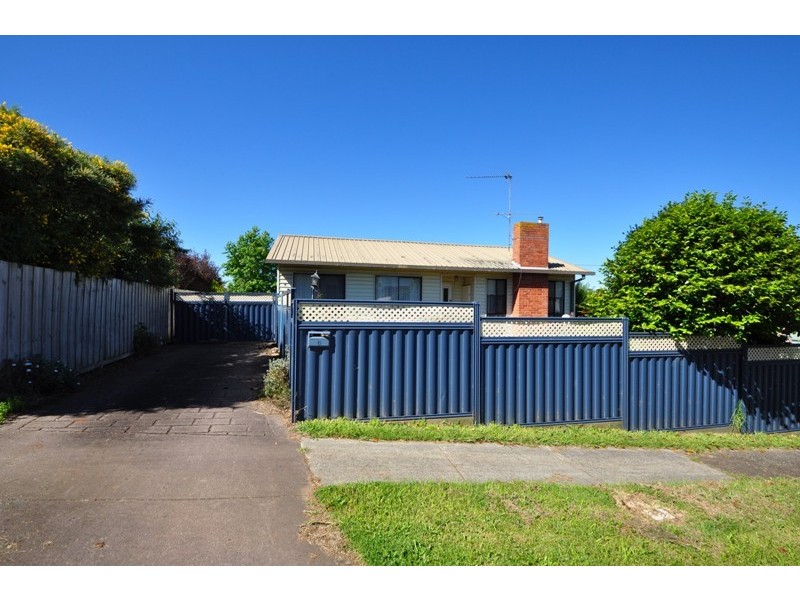 6 Logan Street, Warragul VIC 3820