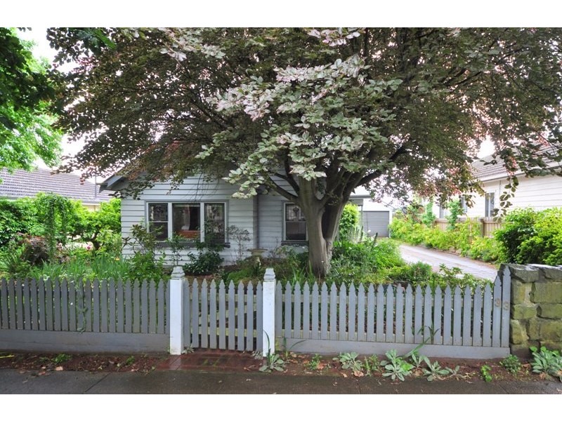 33 Alford Street, Warragul VIC 3820