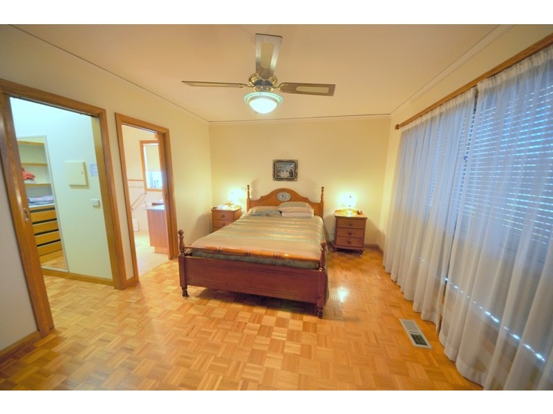 13 Lois Court, Trafalgar VIC 3824