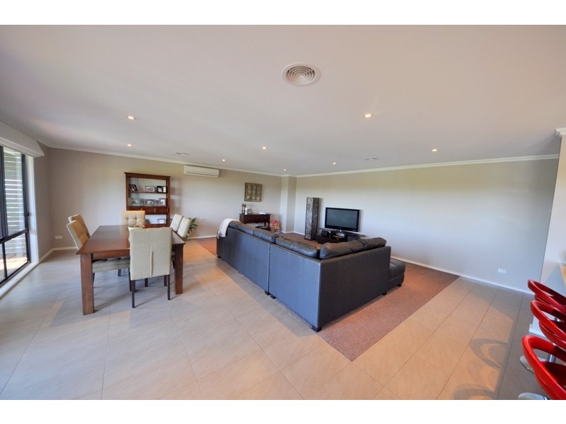 6 Highclere Street, Warragul VIC 3820
