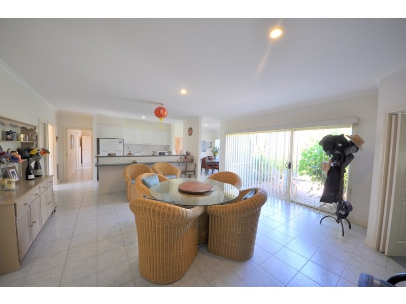 1/15 Fairway Drive, Drouin VIC 3818