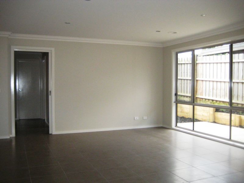 2/15 Normanby Street, Warragul VIC 3820