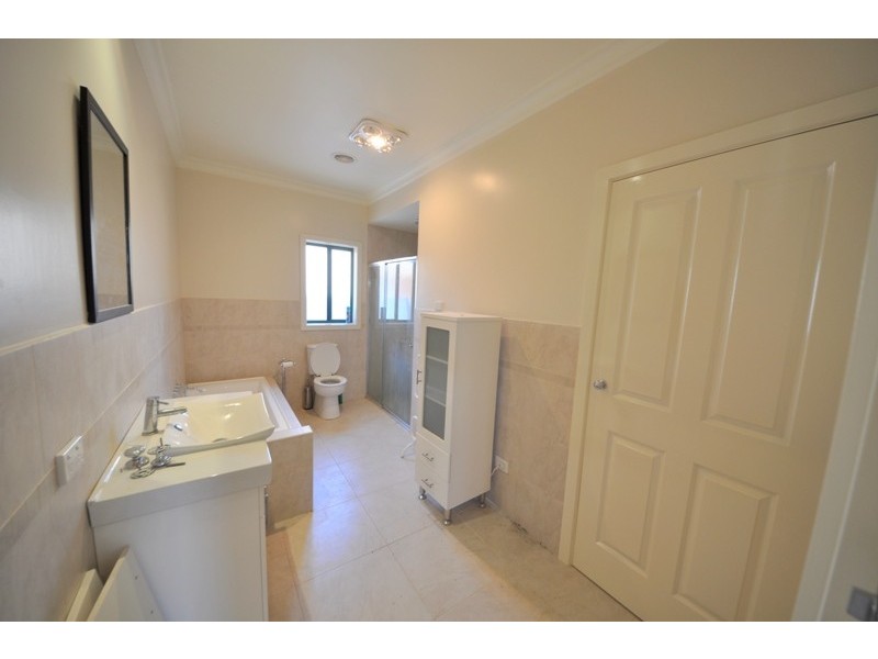 17 Rollo Street, Yarragon VIC 3823